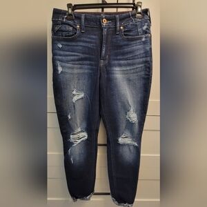 Edgely Boyfriend Blue Jeans with Vintage Distressing